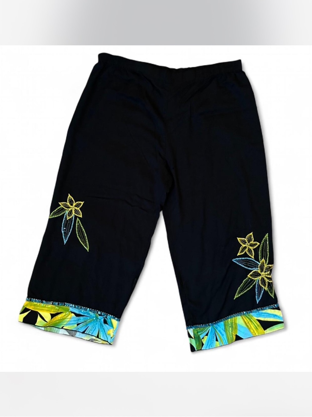 Y2K Black Capris with Yellow&Teal Tropical Embroidery